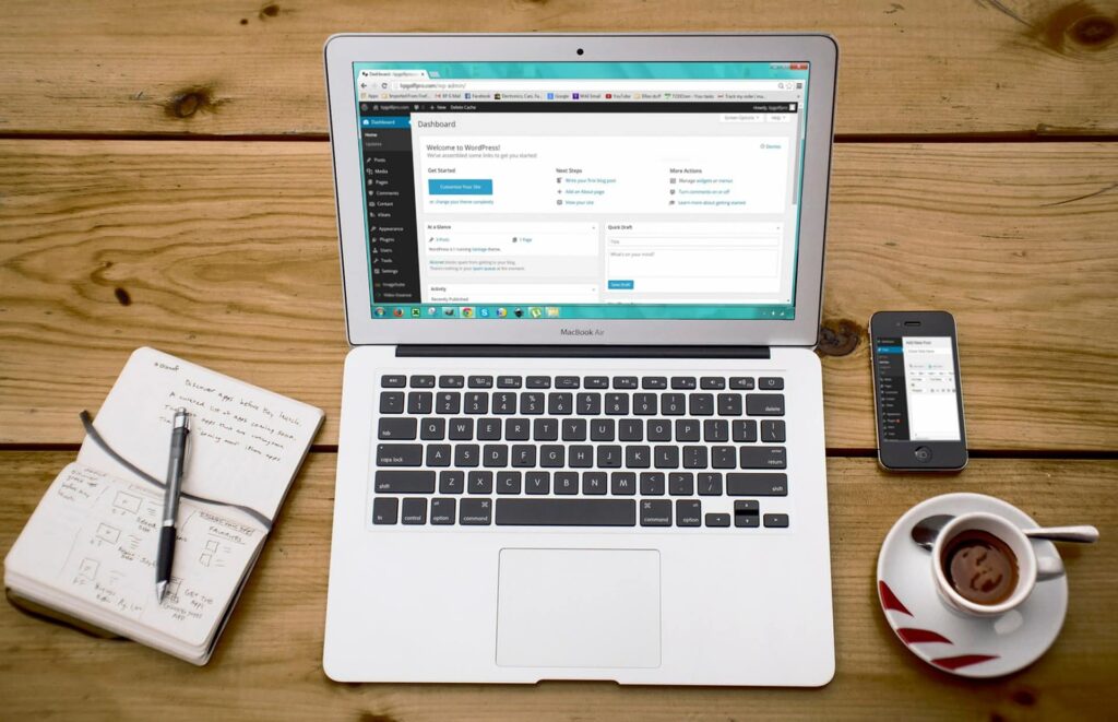 How Many Websites Are There in The World? 5 laptop 593673 1920 1